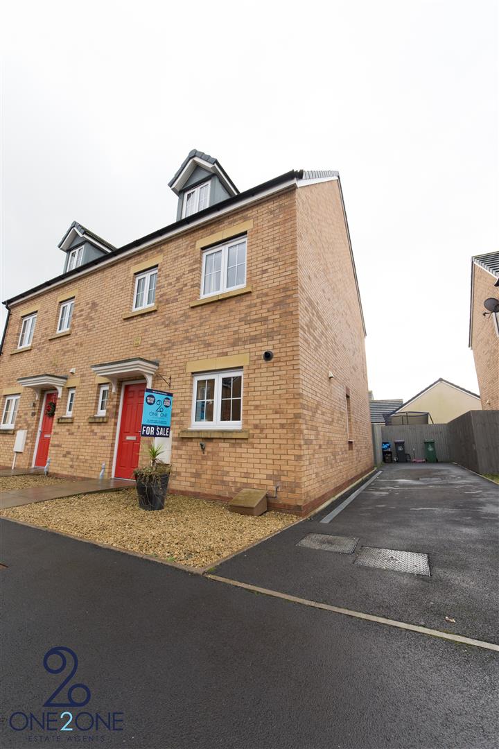 Parc Panteg, Griffithstown, Pontypool One2One Estate Agents